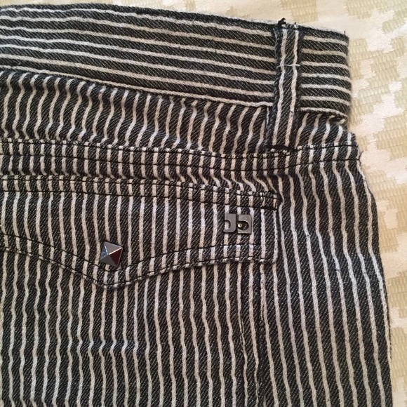 Joe's Jeans Striped Linen Shorts w/ Metal Studs - Picture 6 of 6